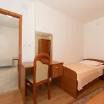 Biser Guest house 3*