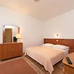 Biser 3* Tucepi