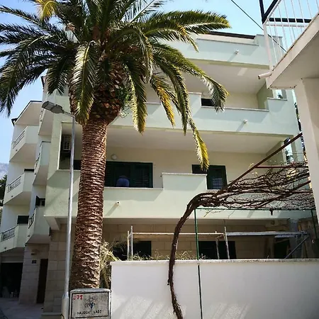 Πανσιόν Biser