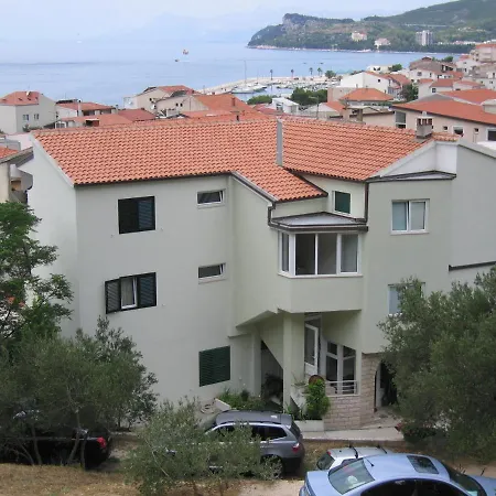 Gasthuis Biser Tučepi